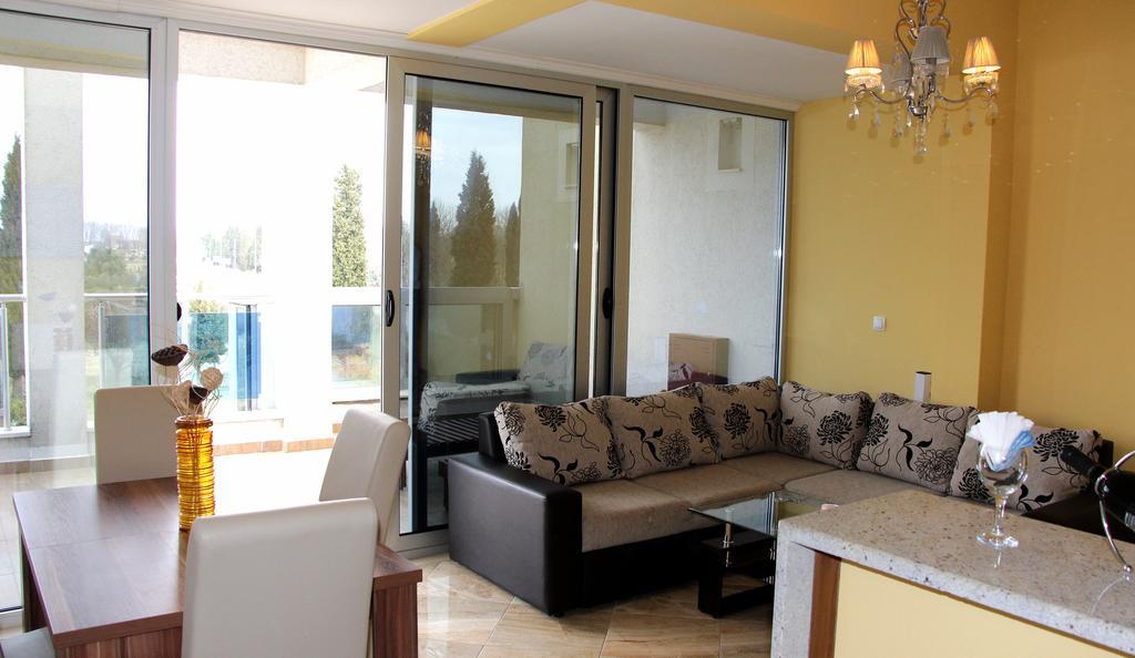 Crystal Apartments Ούλτσιν Εξωτερικό φωτογραφία
