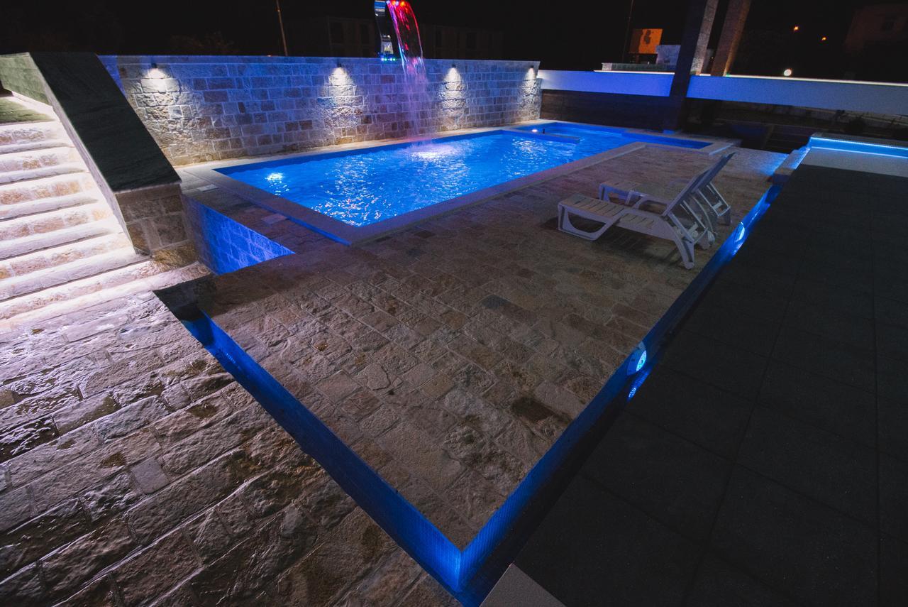 Crystal Apartments Ούλτσιν Εξωτερικό φωτογραφία